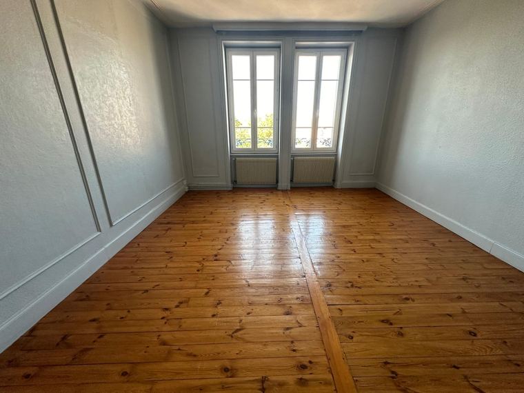 Appartement Roanne 64 M2 — photo