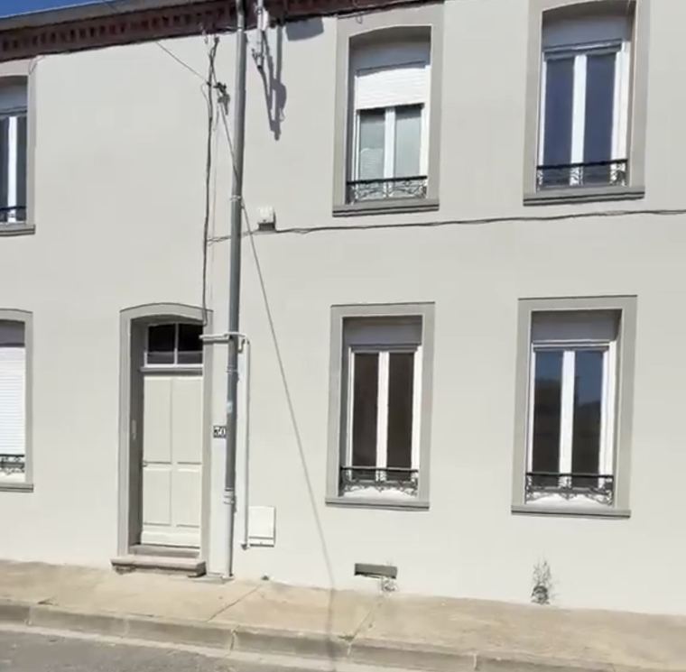 Immeuble 250 m² - La Cooperation — photo